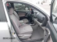 ✅ 2007 Toyota RAV4 • VIN: JTMZK33V275009144 • Lot: 42698834. Listed on IAAI with 206,622 mi. Free auction sales archive from the USA and detailed vehicle history report at DreamBid. Image 5.