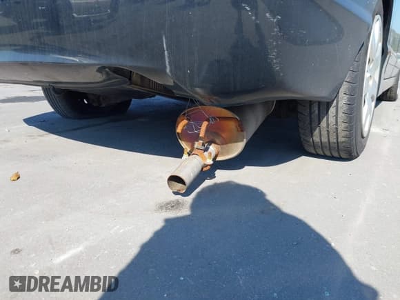 ✅ 2011 Honda Civic LX • VIN: 2HGFA1F52BH526534 • Lot: 43727757. Wystawiony na IAAI z przebiegiem 208 616 mil. Bezpłatny archiwum sprzedaży aukcyjnych z USA i szczegółowy raport historii pojazdu na DreamBid. Zdjęcie 13.