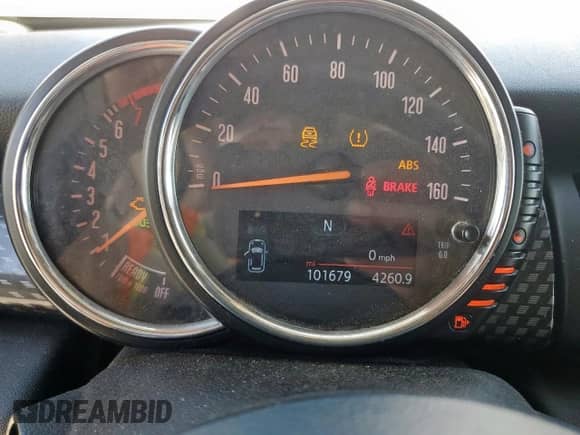 2015 MINI Hardtop S with VIN WMWXP7C56F2A58203, listed as a Copart auction lot 62602855 with 101,679 mi miles and Salvage title. Bid and sale history available at DreamBid. Image 9.