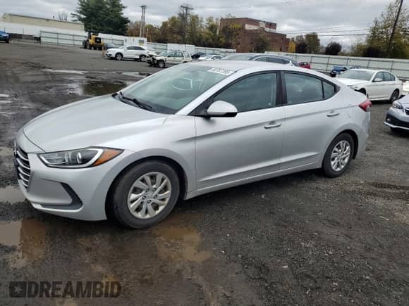 2017 Hyundai Elantra SE with VIN 5NPD74LF1HH163565, listed as a Copart auction lot 90787205 with 147,034 mi miles and Clean title. Bid and sale history available at DreamBid. Image 1.