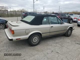 ✅ 1988 BMW 3 Series • VIN: WBABB2305J8860390 • Lot: 80549114. Wystawiony na Copart z przebiegiem 73 054 mil. Bezpłatny archiwum sprzedaży aukcyjnych z USA i szczegółowy raport historii pojazdu na DreamBid. Zdjęcie 3.