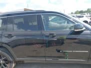 ✅ 2021 Jeep Grand Cherokee Limited • VIN: 1C4RJKBG9M8188373 • Lot: 42786893. Wystawiony na IAAI z przebiegiem 97 471 mil. Bezpłatny archiwum sprzedaży aukcyjnych z USA i szczegółowy raport historii pojazdu na DreamBid. Zdjęcie 14.