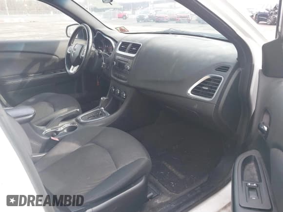 ✅ 2012 Dodge Avenger SXT • VIN: 1C3CDZCB2CN237118 • Лот: 41473647. Опубликован ранее на IAAI с пробегом 178 504 миль. Бесплатный доступ к архиву аукционных продаж из США и подробный отчёт об истории автомобиля на DreamBid. Изображение 5.