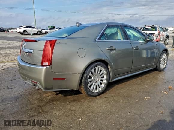 ✅ 2011 Cadillac CTS Performance • VIN: 1G6DK5ED8B0139111 • Лот: 93753745. Опубликован ранее на Copart с пробегом 70 480 миль. Бесплатный доступ к архиву аукционных продаж из США и подробный отчёт об истории автомобиля на DreamBid. Изображение 3.