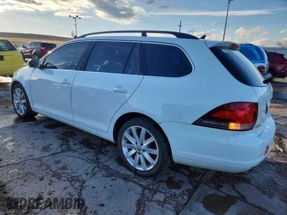 ✅ 2014 Volkswagen Jetta TDI w/Sunroof • VIN: 3VWPL7AJ4EM625749 • Lot: 93427965. Listed on Copart with 107,712 mi. Free auction sales archive from the USA and detailed vehicle history report at DreamBid. Image 2.