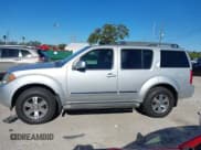 ✅ 2012 Nissan Pathfinder SV • VIN: 5N1AR1NB9CC635808 • Lot: 41290263. Listed on IAAI with 165,449 mi. Free auction sales archive from the USA and detailed vehicle history report at DreamBid. Image 14.
