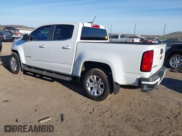 ✅ 2020 Chevrolet Colorado 2WD LT • VIN: 1GCGSCEN1L1124890 • Lot: 41856902. Wystawiony na IAAI z przebiegiem 85 512 mil. Bezpłatny archiwum sprzedaży aukcyjnych z USA i szczegółowy raport historii pojazdu na DreamBid. Zdjęcie 3.