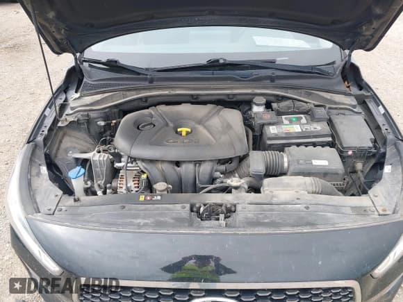 ✅ 2019 Hyundai Elantra • VIN: KMHH35LE9KU109353 • Lot: 42284791. Listed on IAAI with 107,510 mi. Free auction sales archive from the USA and detailed vehicle history report at DreamBid. Image 10.