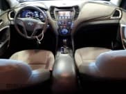 ✅ 2018 Hyundai Santa Fe 2.4L • VIN: 5XYZUDLB6JG528556 • Лот: 91180075. Опубликован ранее на Copart с пробегом 87 693 миль. Бесплатный доступ к архиву аукционных продаж из США и подробный отчёт об истории автомобиля на DreamBid. Изображение 8.