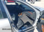 ✅ 2005 Mercedes-Benz S 500 • VIN: WDBNG75J45A453517 • Lot: 43633758. Listed on IAAI with Not provided. Free auction sales archive from the USA and detailed vehicle history report at DreamBid. Image 5.