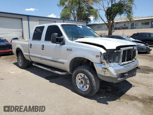 ✅ 1999 Ford F-250 XL • VIN: 1FTNW21S0XEC34295 • Lot: 60028165. Wystawiony na Copart z przebiegiem 461 980 mil. Bezpłatny archiwum sprzedaży aukcyjnych z USA i szczegółowy raport historii pojazdu na DreamBid. Zdjęcie 4.