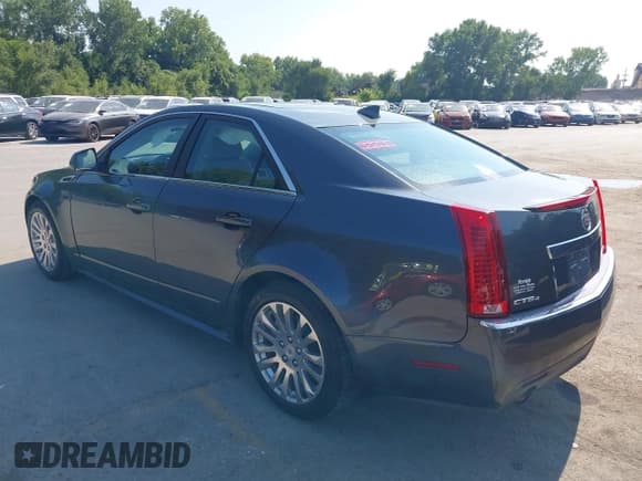 ✅ 2011 Cadillac CTS Premium • VIN: 1G6DS5EDXB0141278 • Лот: 42916147. Опубликован ранее на IAAI с пробегом 64 189 миль. Бесплатный доступ к архиву аукционных продаж из США и подробный отчёт об истории автомобиля на DreamBid. Изображение 3.