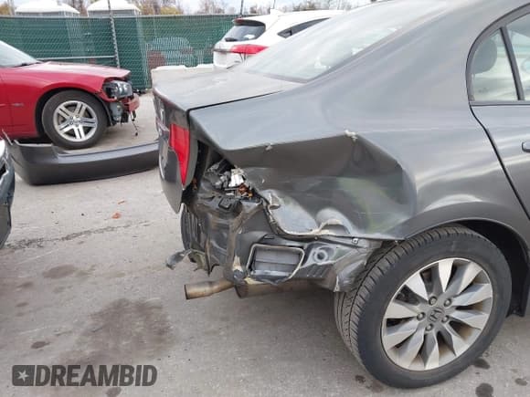 ✅ 2009 Honda Civic EX • VIN: 2HGFA16879H532883 • Lot: 43666336. Listed on IAAI with 103,006 mi. Free auction sales archive from the USA and detailed vehicle history report at DreamBid. Image 6.