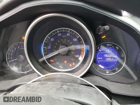 ✅ 2015 Honda Fit LX • VIN: 3HGGK5G55FM726709 • Lot: 54229345. Listed on Copart with 196,683 mi. Free auction sales archive from the USA and detailed vehicle history report at DreamBid. Image 9.