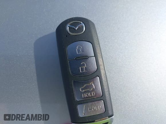 ✅ 2019 Mazda CX-5 Grand Touring • VIN: JM3KFADM1K1677914 • Лот: 43627333. Опубликован ранее на IAAI с пробегом 109 565 миль. Бесплатный доступ к архиву аукционных продаж из США и подробный отчёт об истории автомобиля на DreamBid. Изображение 11.