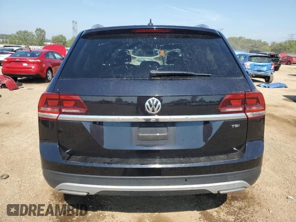 ✅ 2018 Volkswagen Atlas S • VIN: 1V2AP2CA3JC600381 • Лот: 67954675. Опубликован ранее на Copart с пробегом 143 606 миль. Бесплатный доступ к архиву аукционных продаж из США и подробный отчёт об истории автомобиля на DreamBid. Изображение 6.