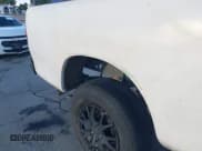 ✅ 2001 Toyota Tundra • VIN: 5TBJN32141S206412 • Lot: 43632405. Wystawiony na IAAI z przebiegiem 311 897 mil. Bezpłatny archiwum sprzedaży aukcyjnych z USA i szczegółowy raport historii pojazdu na DreamBid. Zdjęcie 6.