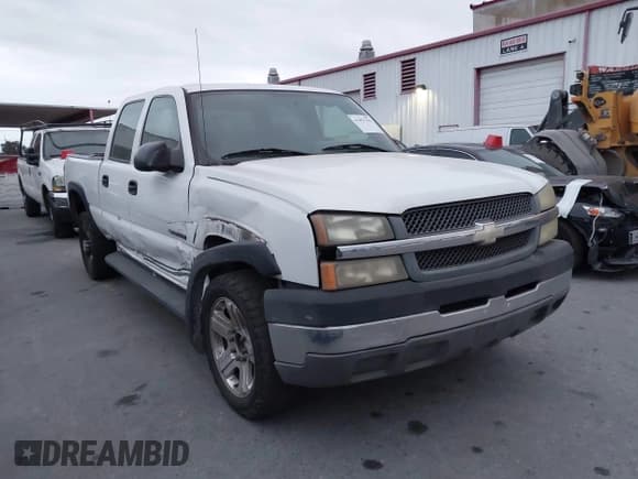 ✅ 2004 Chevrolet Silverado 2500HD LS • VIN: 1GCHC23U64F186697 • Лот: 41851795. Опубликован ранее на IAAI с пробегом 232 715 миль. Бесплатный доступ к архиву аукционных продаж из США и подробный отчёт об истории автомобиля на DreamBid. Изображение 1.