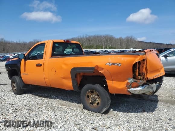✅ 2007 Chevrolet Silverado 2500HD Work Truck • VIN: 1GCHK24K57E574014 • Lot: 53933985. Wystawiony na Copart z przebiegiem 92 739 mil. Bezpłatny archiwum sprzedaży aukcyjnych z USA i szczegółowy raport historii pojazdu na DreamBid. Zdjęcie 2.