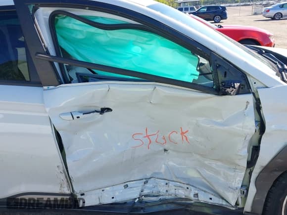 ✅ 2021 Hyundai Kona Limited • VIN: KM8K33A50MU618067 • Лот: 43711190. Опубликован ранее на IAAI с пробегом 51 022 миль. Бесплатный доступ к архиву аукционных продаж из США и подробный отчёт об истории автомобиля на DreamBid. Изображение 5.