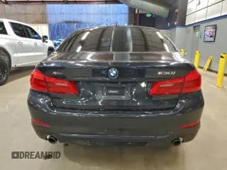 ✅ 2019 BMW 5 Series 530i xDrive • VIN: WBAJA7C50KWW23097 • Лот: 94944405. Опубликован ранее на Copart с пробегом 80 528 миль. Бесплатный доступ к архиву аукционных продаж из США и подробный отчёт об истории автомобиля на DreamBid. Изображение 6.