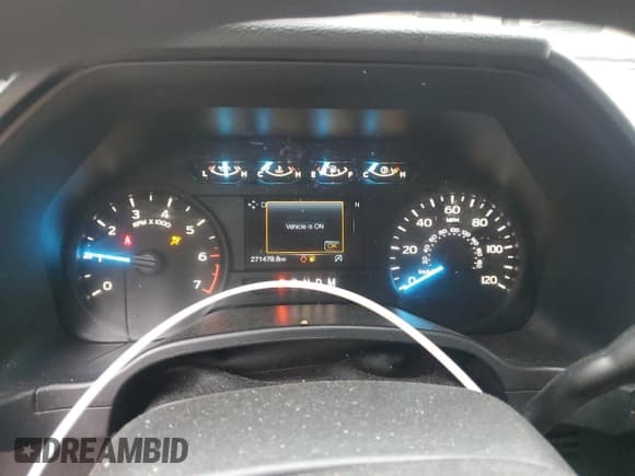 ✅ 2019 Ford F-150 XL • VIN: 1FTEX1C50KKC76149 • Lot: 59223965. Wystawiony na Copart z przebiegiem 271 479 mil. Bezpłatny archiwum sprzedaży aukcyjnych z USA i szczegółowy raport historii pojazdu na DreamBid. Zdjęcie 9.