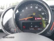 ✅ 2019 MINI Convertible Cooper • VIN: WMWWG5C51K3H07720 • Лот: 43660610. Опубликован ранее на IAAI с пробегом 52 494 миль. Бесплатный доступ к архиву аукционных продаж из США и подробный отчёт об истории автомобиля на DreamBid. Изображение 7.