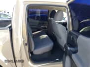 ✅ 2019 Toyota Tacoma SR5 • VIN: 3TMAZ5CN1KM104138 • Lot: 43186998. Wystawiony na IAAI z przebiegiem 70 170 mil. Bezpłatny archiwum sprzedaży aukcyjnych z USA i szczegółowy raport historii pojazdu na DreamBid. Zdjęcie 8.