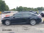 ✅ 2021 Toyota Camry LE • VIN: 4T1C11AK5MU422470 • Lot: 43333433. Wystawiony na IAAI z przebiegiem 92 523 mil. Bezpłatny archiwum sprzedaży aukcyjnych z USA i szczegółowy raport historii pojazdu na DreamBid. Zdjęcie 15.