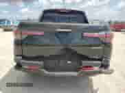 2024 Hyundai Santa Cruz Night Edition z VIN 5NTJCDDF7RH124723, wystawiony jako Copart lot #71933884 z przebiegiem Nie podano mil oraz Szkoda całkowita • Salvage title. Historia ofert i sprzedaży dostępna na DreamBid. Obrazek 6.