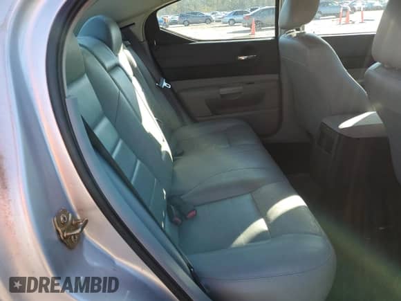 ✅ 2006 Dodge Charger R/T • VIN: 2B3KA53H46H137369 • Лот: 84319524. Размещён на Copart с пробегом 95 173 миль миль. Получите бесплатный доступ к архиву аукционных продаж из США и посмотрите подробный отчёт об истории автомобиля на DreamBid. Изображение 10.