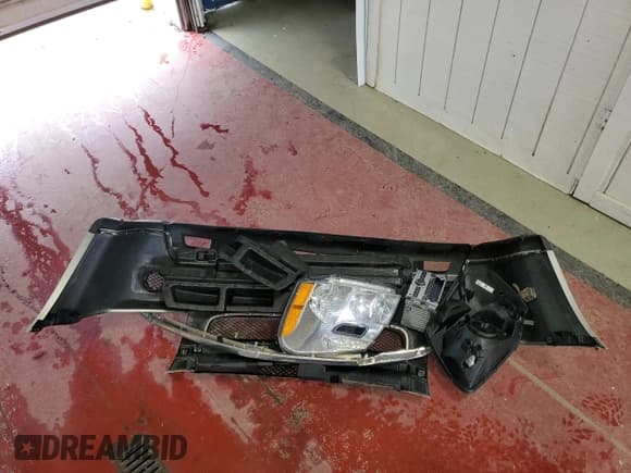 ✅ 2008 Chevrolet Equinox LT • VIN: 2CNDL43F086319204 • Лот: 64798215. Опубликован ранее на Copart с пробегом 103 352 миль. Бесплатный доступ к архиву аукционных продаж из США и подробный отчёт об истории автомобиля на DreamBid. Изображение 13.