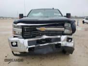 ✅ 2015 Chevrolet Silverado 2500HD LT • VIN: 1GC1CVEG7FF532494 • Lot: 55965055. Wystawiony na Copart z przebiegiem 149 664 mil. Bezpłatny archiwum sprzedaży aukcyjnych z USA i szczegółowy raport historii pojazdu na DreamBid. Zdjęcie 5.