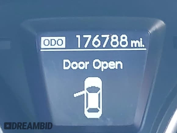 ✅ 2014 Hyundai Elantra • VIN: KMHD35LH7EU204555 • Lot: 43480955. Listed on IAAI with 176,788 mi. Free auction sales archive from the USA and detailed vehicle history report at DreamBid. Image 15.