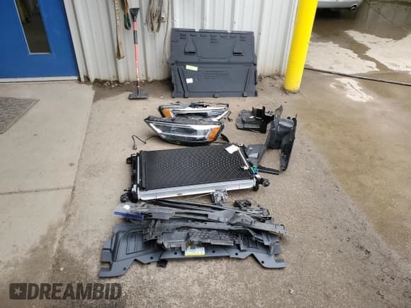 ✅ 2021 Audi A8 • VIN: WAU8DAF84MN016847 • Lot: 49464765. Listed on Copart with 29,676 mi. Free auction sales archive from the USA and detailed vehicle history report at DreamBid. Image 12.