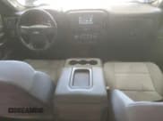 ✅ 2017 Chevrolet Silverado 2500HD Work Truck • VIN: 1GC2KUEGXHZ228255 • Lot: 81296015. Wystawiony na Copart z przebiegiem 87 964 mil. Bezpłatny archiwum sprzedaży aukcyjnych z USA i szczegółowy raport historii pojazdu na DreamBid. Zdjęcie 8.