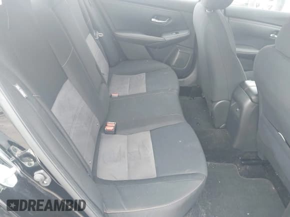✅ 2023 Nissan Sentra SR • VIN: 3N1AB8DV6PY236187 • Lot: 43316200. Listed on IAAI with 30,066 mi. Free auction sales archive from the USA and detailed vehicle history report at DreamBid. Image 8.