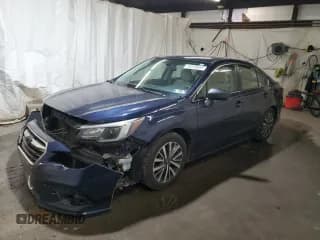 ✅ 2018 Subaru Legacy • VIN: 4S3BNAB69J3016165 • Лот: 90839605. Опубликован ранее на Copart с пробегом 165 925 миль. Бесплатный доступ к архиву аукционных продаж из США и подробный отчёт об истории автомобиля на DreamBid. Изображение 1.