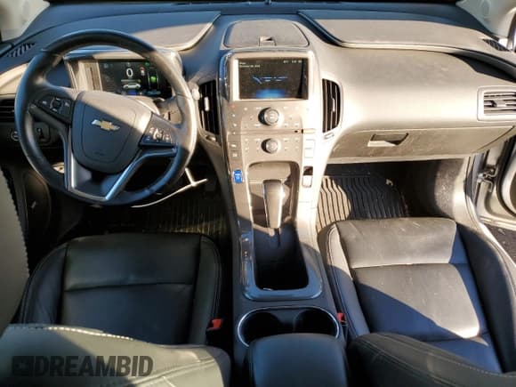 ✅ 2015 Chevrolet Volt • VIN: 1G1RB6E4XFU110211 • Lot: 80226824. Wystawiony na Copart z przebiegiem 46 889 mil. Bezpłatny archiwum sprzedaży aukcyjnych z USA i szczegółowy raport historii pojazdu na DreamBid. Zdjęcie 8.