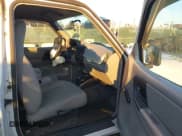 ✅ 2000 Ford Ranger XL • VIN: 1FTYR14V1YTA07568 • Lot: 43853758. Wystawiony na IAAI z przebiegiem 145 220 mil. Bezpłatny archiwum sprzedaży aukcyjnych z USA i szczegółowy raport historii pojazdu na DreamBid. Zdjęcie 5.