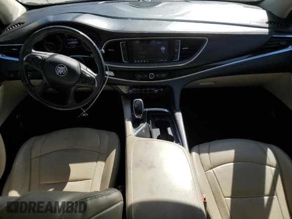 ✅ 2020 Buick Enclave Essence • VIN: 5GAERBKW3LJ151391 • Lot: 87405795. Wystawiony na Copart z przebiegiem 119 166 mil. Bezpłatny archiwum sprzedaży aukcyjnych z USA i szczegółowy raport historii pojazdu na DreamBid. Zdjęcie 8.