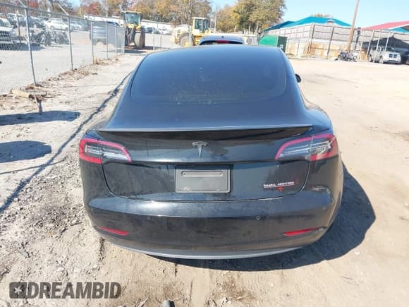 ✅ 2020 Tesla Model 3 Performance • VIN: 5YJ3E1EC2LF714385 • Лот: 43727144. Опубликован ранее на IAAI с пробегом 109 526 миль. Бесплатный доступ к архиву аукционных продаж из США и подробный отчёт об истории автомобиля на DreamBid. Изображение 16.