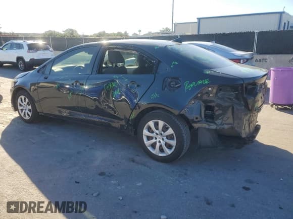 ✅ 2021 Toyota Corolla LE • VIN: JTDEPMAE8MJ140798 • Лот: 90811585. Опубликован ранее на Copart с пробегом 117 573 миль. Бесплатный доступ к архиву аукционных продаж из США и подробный отчёт об истории автомобиля на DreamBid. Изображение 2.