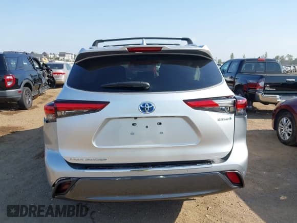 ✅ 2023 Toyota Highlander Hybrid Limited • VIN: 5TDYARAH9PS523498 • Лот: 43045233. Опубликован ранее на IAAI с пробегом 35 951 миль. Бесплатный доступ к архиву аукционных продаж из США и подробный отчёт об истории автомобиля на DreamBid. Изображение 16.