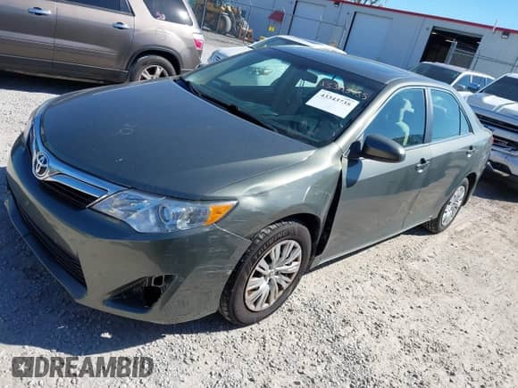 2012 Toyota Camry LE with VIN 4T1BF1FK7CU521893, listed as a IAAI auction lot 43343735 with 147,944 mi miles and . Bid and sale history available at DreamBid. Image 2.