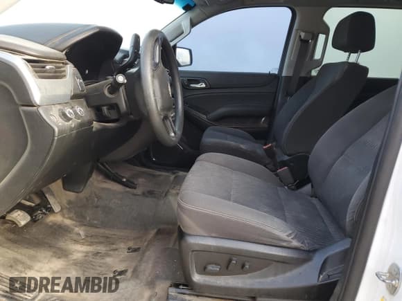 ✅ 2020 Chevrolet Suburban Commercial • VIN: 1GNSKKEC7LR192851 • Lot: 64365514. Wystawiony na Copart z przebiegiem Nie podano. Bezpłatny archiwum sprzedaży aukcyjnych z USA i szczegółowy raport historii pojazdu na DreamBid. Zdjęcie 7.