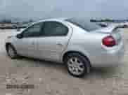 2005 Dodge Neon SXT z VIN 1B3ES56C75D183896, wystawiony jako Copart lot #64396065 z przebiegiem 75 397 mil mil oraz Szkoda całkowita • Salvage title. Historia ofert i sprzedaży dostępna na DreamBid. Obrazek 2.