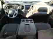 2021 Chevrolet Silverado 3500HD LT z VIN 1GC4YTEY5MF163725, wystawiony jako Copart lot #43392655 z przebiegiem 108 242 mil mil oraz Czysty tytuł • Clean title. Historia ofert i sprzedaży dostępna na DreamBid. Obrazek 8.