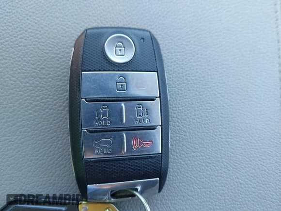 ✅ 2017 Kia Sedona EX • VIN: KNDMC5C15H6281408 • Лот: 43493765. Опубликован ранее на IAAI с пробегом 44 978 миль. Бесплатный доступ к архиву аукционных продаж из США и подробный отчёт об истории автомобиля на DreamBid. Изображение 11.