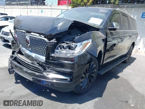 ✅ 2021 Lincoln Navigator Black Label • VIN: 5LMJJ3TTXMEL02695 • Лот: 42023488. Опубликован ранее на IAAI с пробегом Не указан. Бесплатный доступ к архиву аукционных продаж из США и подробный отчёт об истории автомобиля на DreamBid. Изображение 19.